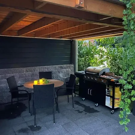 Glamping Holiday House With Terrace And Sauna- No Hot Tub- Hisa Oddiha Smarjeske Toplice Exterior foto