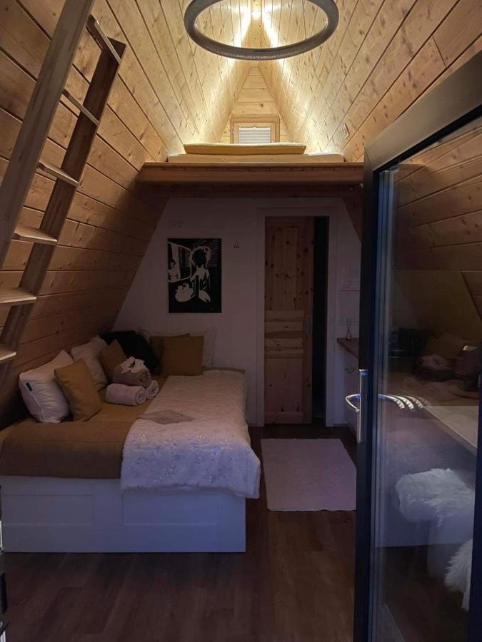 Hébergement de vacances Glamping House With Terrace And Sauna- No Hot Tub- Hisa Oddiha