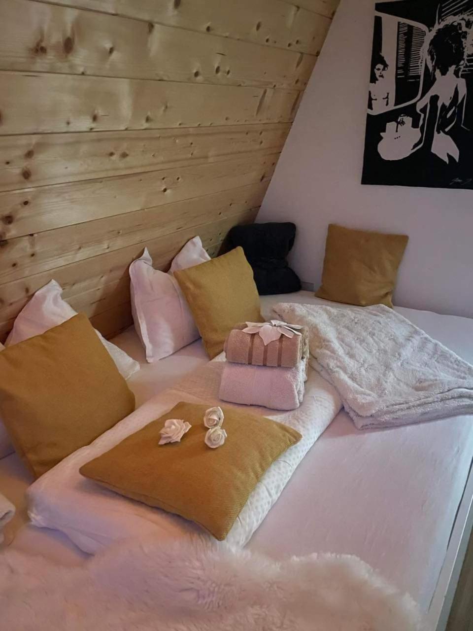 Ferienhaus Glamping House With Terrace And Sauna- No Hot Tub- Hisa Oddiha Smarjeske Toplice